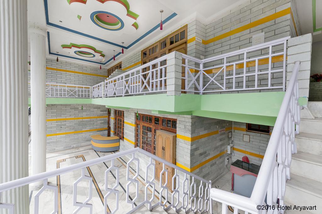 Aryavart Hotel Manāli エクステリア 写真